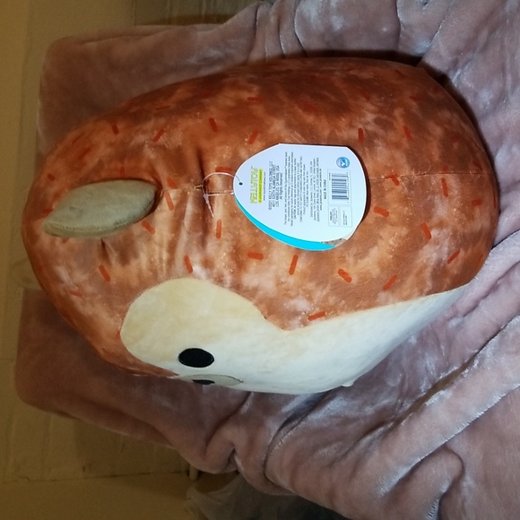 Hans the Hedgehog COLLECTORS EDITION 5 YEAR ANNIVERSARY Squishmallows - Picture 7 of 10